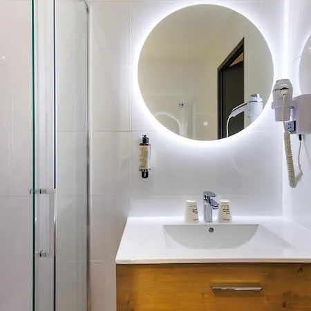 The Originals Boutique, Hotel Cassitel, Cassis-3